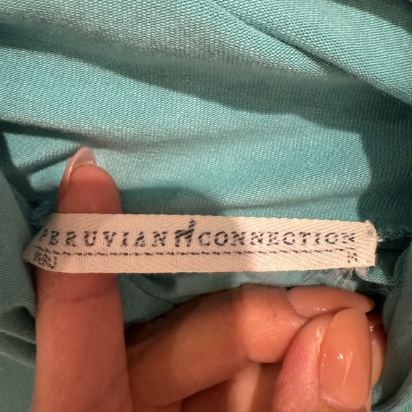 Peruvian Connection Extreme T-Neck | 96% Pima Cotton | light green - Picture 6 of 8